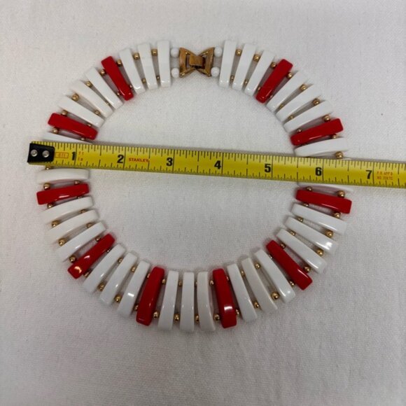 Retro Bold Red and White Statement Choker Necklace - Picture 16 of 16